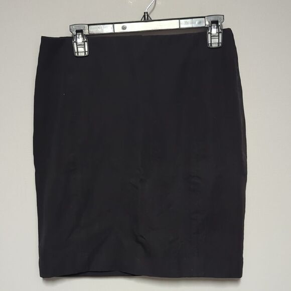 Banana Republic Black Knee-Length Pencil Skirt for Work - Picture 1 of 8